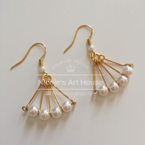 my handmade earrings Handmade Ear Rings, Handmade Earrings Design, Earing Diy Beads, Handmade Jewellery Homemade Jewelry, Headpin Earrings, Diy Pearl Earrings, Anting Manik, Pearl Earrings Handmade, Earrings Diy Handmade