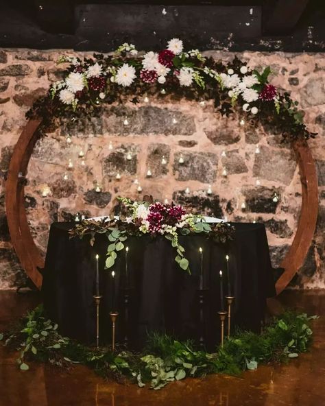 sweetheart table with dark colors, bountiful florals, black linens, greenery Moody Sweetheart Table, Dark Fairy Tale Wedding, Micro Wedding Decor, Romantic Sweetheart Table, Main Table Wedding, Sweetheart Table Ideas, Dark Fairy Tale, Private Vows, Sweetheart Table Decor