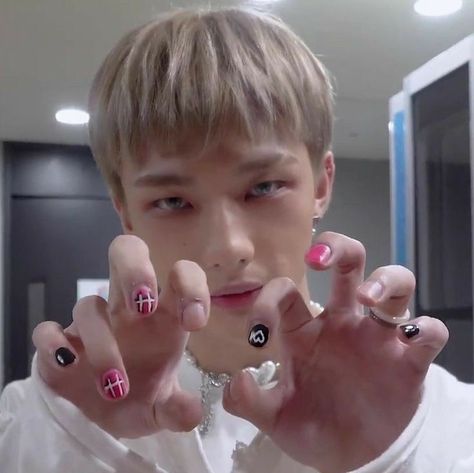 Stray kids Txt Inspired Nails, Txt Nails Designs, Skz Nails Idea, Skz Nails, K Pop Nails, Idol Nails, Kids Nail Designs, Nail Art For Kids, Asian Nails