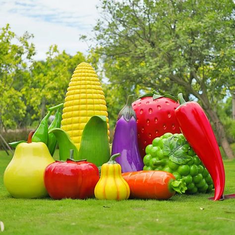 Large size Outdoor decoration fiberglass fruit and vegetable statue resin strawberry and cabbage sculpture Want all the personalized fiberglass art sculptures you should be in decorative style right now? Our more fiberglass art designs showed on our website. Its have Can Food Drive Sculpture, Fake Food Sculpture, Giant Food Sculpture, Fiberglass Statue, Making Plaster Molds, Giant Vegetable, Fruit Sculptures, Wholesome Living, Strawberry Festival