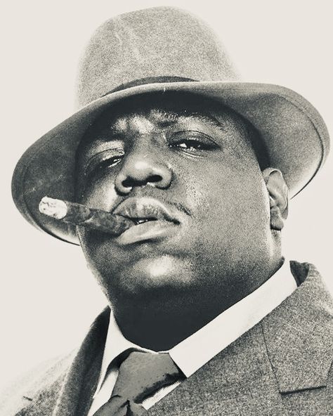 Notorious Big Tattoo Design, Biggie Smalls Tattoo Ideas, Biggie Black And White, Biggie Smalls Black And White, Biggie Smalls Drawing, 2pac Black And White, Biggie Portrait, Biggie Smalls Tattoo, Biggie Tattoo