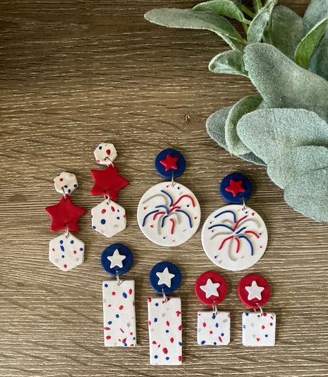 4th Of July Earring Ideas, Fourth Of July Earrings Clay, Patriotic Clay Earrings, 4th Of July Polymer Clay Earrings, Summer Clay Earring Ideas, 4th Of July Clay Earrings, Farmhouse Earrings, Polyclay Jewelry, Clay Patterns