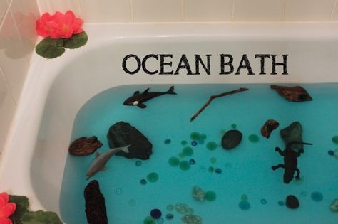 Ocean Bath Toddler Sensory Bins, Creative Kids Rooms, Toddler Themes, Jungle Theme Birthday, Toddler Bath, Painting Birthday, Toddler School, Kids Birthday Themes, Daycare Activities