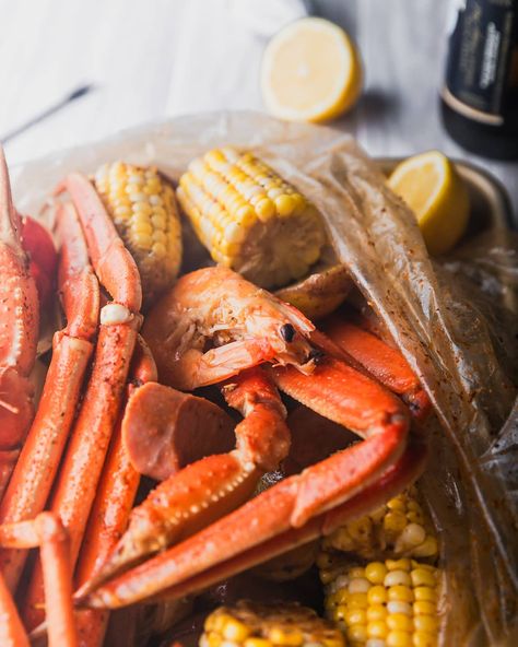 Seafood Boil in a Bag Seafood Boil In A Bag, Boil Recipes, Oven Bag, Crab And Shrimp, Seafood Bake, Seafood Boil Recipes, Boiled Food, Crab And Lobster, Sweet Cornbread