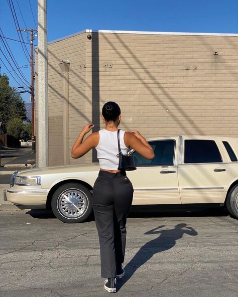 Julia Kelly, Your Girl, The Chic, Business Casual, Leather Pants, Instagram Profile, Fashion Inspo, Two Piece, Cute Outfits