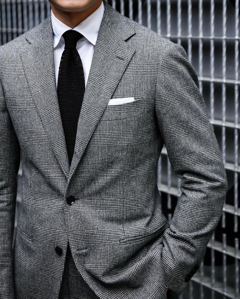 Check Suits, Custom Tailored Suits, Wool Suits, Tailor Made Suits, Custom Made Suits, Mens Fashion Wear, Suits Men, Checked Suit, Mens Casual Dress Outfits