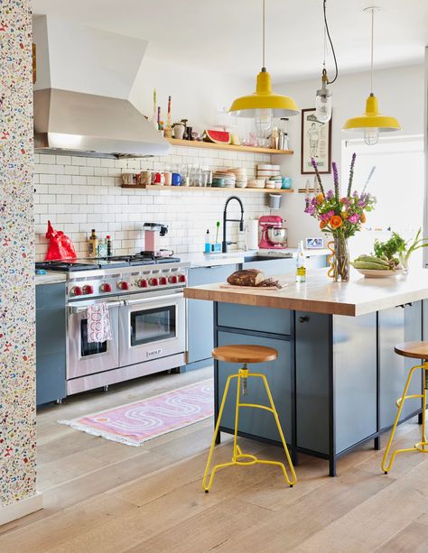 Emma Straub's Brooklyn Family Home Is a Book Lover's Dream | Cup of Jo Bright Mid Century Modern Kitchen, Colorful Kitchen Pendant Lights, Non Traditional Kitchen Cabinets, Eclectic Modern Kitchen, High Contrast Kitchen, Kitchen Secrets, Washington House, Kitchen Facelift, Single House