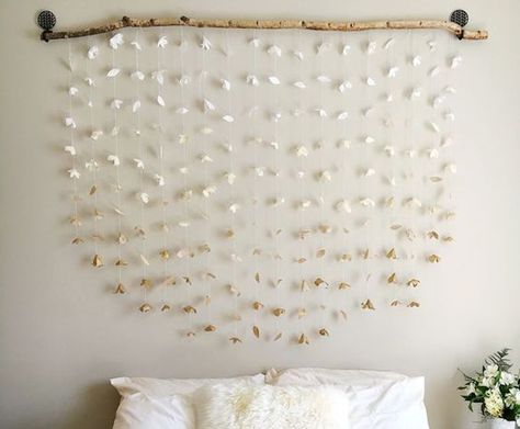 Cheap Diy Headboard, Faux Headboard, Creative Headboard, Diamond Tufted Headboard, Beautiful Headboards, Headboard Ideas, Halloween Decorations Diy Outdoor, Diy Headboards, Diy Headboard