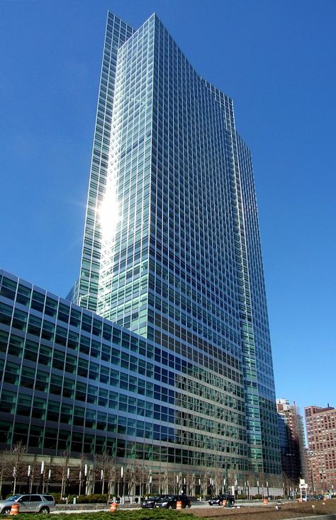 Craven Randall Casper Holdings LLC - http://www.hoovers.com/company-information/cs/company-profile.craven_r_casper_holdings_llc.9da2587c0ea81f78.html Goldman Sachs Office, Nyc Skyscrapers, North Carolina History, High Achiever, Building Layout, Glass Building, Goldman Sachs, Office Buildings, Rustic Glam