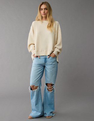 I'm sharing the love with you! Check out the cool stuff I just found at AEO: https://www.ae.com/us/en/p/1457_2308_241 Big Sweater And Jeans, Everyday Mom Outfits, Crew Neck Sweatshirt Outfit, Soft Sweaters, White Jeans Men, Plain Sweatshirt, Athletic Fit Jeans, Preppy Clothes, Sweatshirts For Women