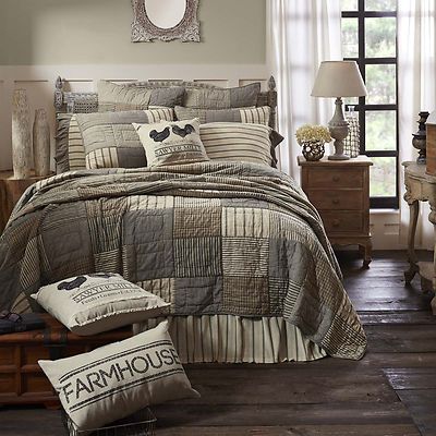 9-pc-SAWYER-MILL-FARMHOUSE-Quilt-Set-TWIN-QUEEN-CAL-KING-PRICE-MATCH-PLUS-VHC California King Quilts, Design Ložnic, Bedroom Quilts, Plaid Quilt, Farmhouse Bedding, Farmhouse Bedroom Decor, Farmhouse Bedroom, King Quilt, Quilt Set