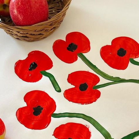 Katie on Instagram: "Poppies for ANZAC day- love this apple stamping idea inspired by @lovedbydannii - my boys really enjoyed creating their poppies and their picture is proudly displayed on the fridge! Such a simple art activity but so effective ❤️  . . . . .  #playtodaymama #makecreateplay #poppies #sensoryplay  #craftactivity #openendedplay #childledplay #craftandplayyourway #montessoritoddler #childledlearning #thisishomeschooling #homeschoolcollective  #learningthroughplay #stamping #apple  #invitationtolearn #kidsactivities #playmatters #playbasedlearning #invitationtocreate  #creativekids #playislearning #playtolearn#weareteachers #creativemamacrafts #ideasforkids #kidscrafts101" Apple Stamping, Simple Art Activity, Playbased Learning, Apple Art, Open Ended Play, Art Activity, Anzac Day, Montessori Toddler, Art Lesson Plans