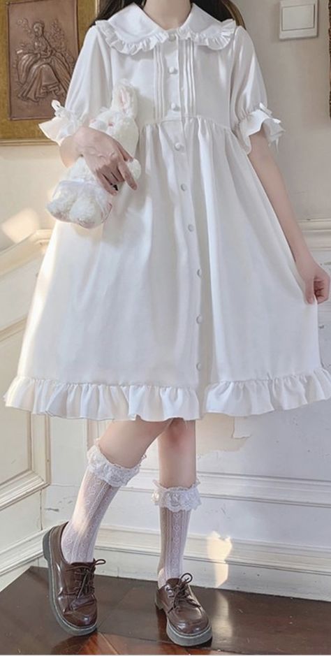 Cute Japanese Dresses Kawaii, Japanese Outfit Aesthetics, Chinese Fashion Cute, Kawaii Dress Casual, Cute Frilly Dresses, Whimsical Fashion Casual, Pretty Casual Dresses, Dolly Dress Outfits, Morute Outfits