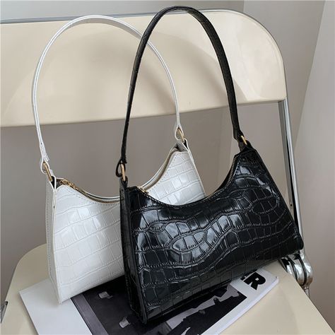 XP1742 New Lump Solid Color Square Women Purses Bag Chain Lady Sling Crossbody Bags Fashion Leather Women Handbags https://m.alibaba.com/product/1600273384624/XP1742-New-Lump-Solid-Color-Square.html?__sceneInfo={"cacheTime":"1800000","type":"appDetailShare"} Alligator Pattern, Retro Shoulder Bag, Armpit Bag, Popular Handbags, Bag Chain, Wholesale Bags, Women Handbag, Womens Crossbody Bag, Bags Fashion