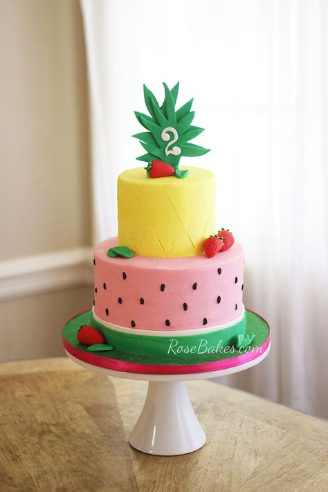 Tutti Frutti Cake, Summer Birthday Cake, Twotti Fruity, Luau Party Food, Tutti Frutti Birthday Party, Fruit Birthday Cake, Tutti Frutti Party, Cake Rose, Fruit Birthday Party