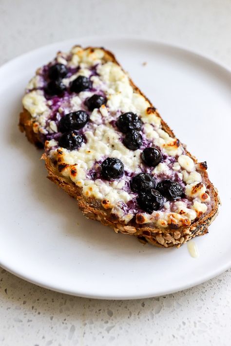 Side view of air fryer cottage cheese toast on white plate. Cottage Cheese Toast Air Fryer, Cottage Cheese Honey Toast, Cottage Cheese French Toast, Air Fryer Cottage Cheese Toast, Cottage Cheese Toast, Blueberry Toast, Protein Meal Plan, Honey Toast, Cheese Toast