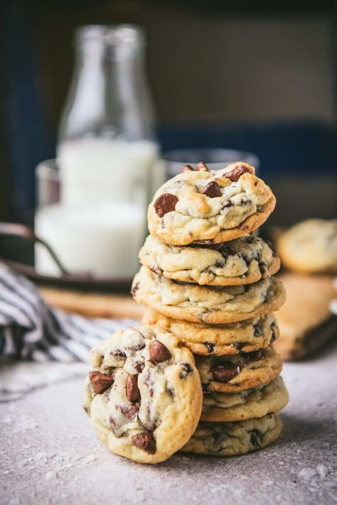 Soft and chewy with a hint of flaky sea salt to balance the sweetness, these easy salted chocolate chip cookies are the perfect dessert! Best of all, there's no need to chill the dough, so you can enjoy thick, warm, homemade chocolate chip cookies in less than 45 minutes. Salted Butter Chocolate Chip Cookies, Salt Cookies Recipe, Chocolate Sea Salt Cookies, Sea Salt Chocolate Chip Cookies, Chunky Chocolate Chip Cookies, Sea Salt Cookies, Milk Chocolate Chip Cookies, Salted Chocolate Chip Cookies, Choco Chip Cookies