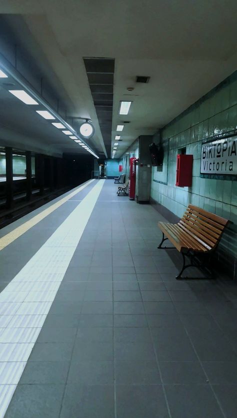 Your City Gave Me Asthma Aesthetic, Jubilee Line Aesthetic, Liminal City, Train Platform Aesthetic, Empty City Aesthetic, Subway Liminal Space, City Liminal Space, Your City Gave Me Asthma, Train Tracks Aesthetic