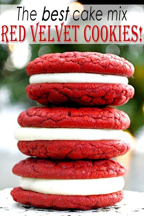 The best soft crinkle top red velvet cookies with cream cheese frosting! So festive for Christmas or Valentine's Day! [Recipe tested with Duncan Hines cake mix] Cake Mix Cookies Cream Cheese, Cookies Cream Cheese, Red Velvet Cake Mix Cookies, Red Velvet Sandwich Cookies, Cookies With Cream Cheese Frosting, Red Velvet Whoopie Pies, Cookies With Cream Cheese, Velvet Cookies, Red Velvet Cake Mix