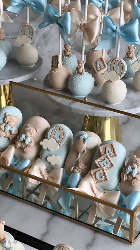 𝐋𝐮𝐱𝐮𝐫𝐲 𝐛𝐚𝐤𝐞𝐫 | Soft 🧸 gender reveal✨ . . . . . #cakepop #cakepops #cakepopsofinstagram #cakepopsicle #cakeaiclesofinstagram #cakesicles #treatmaker... | Instagram Baby Bear Birthday Party, Gender Reveal Cake Pops, Baby Cake Pops, Gender Reveal Food, Oreo Cake Pops, Luxury Baby Shower, Gender Reveal Cupcakes, Baby Shower Sweets, Baby Shower Cake Pops