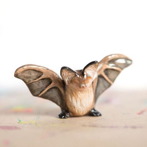 Mache Art, Austin Art, Mini Ideas, Pottery Animals, Tanah Liat, Clay Crafts Air Dry, Mini Figurine, Clay Figurine, Clay Animals