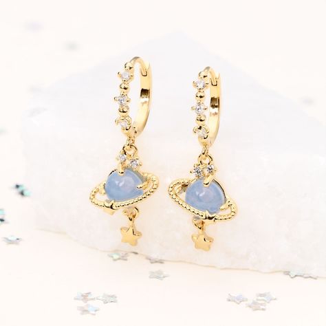 Doc Martens 8053, Blue Jupiter, Saturn Earrings, Galaxy Jewelry, Necklace Chain Lengths, Trendy Earrings, Pretty Jewelry, Fantasy Jewelry, Fashion Jewelry Earrings