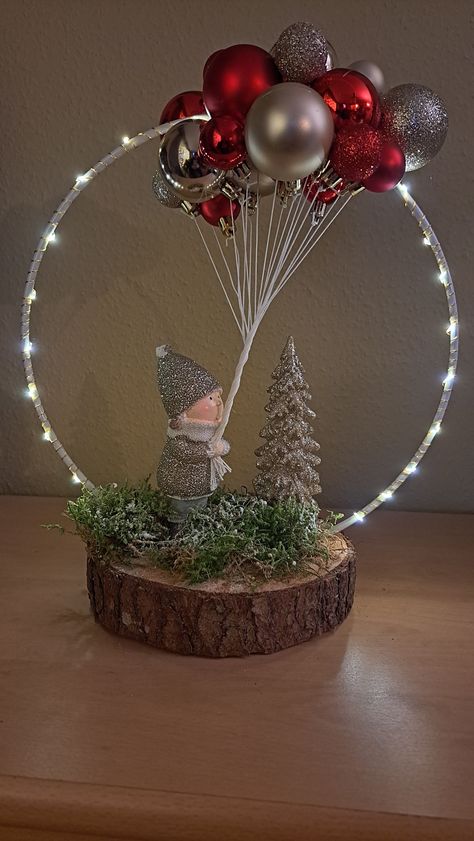 Christmas Decorations Centerpiece, Christmas Decorations Diy Crafts, Handmade Christmas Crafts, Noel Diy, Easy Christmas Decorations, Christmas Potpourri, Elf On The Shelf Ideas, Christmas Makes, Christmas Quilts