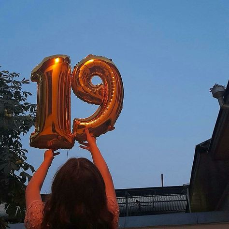 11.08.2021. Bye my 18, Hello my 19. Bring me lots of HAPPINESS 💛💫 19 Birthday Pictures, Hello 19 Birthday, Happy 19th Birthday To Me, Happy 19 Birthday To Me, Best Birthday Songs, Hello 19, Happy Birthday 19, 19 Birthday, Vanellope Y Ralph