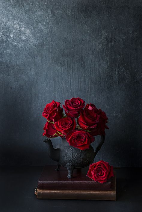 Red Roses, Roses, Vase, Red, Black