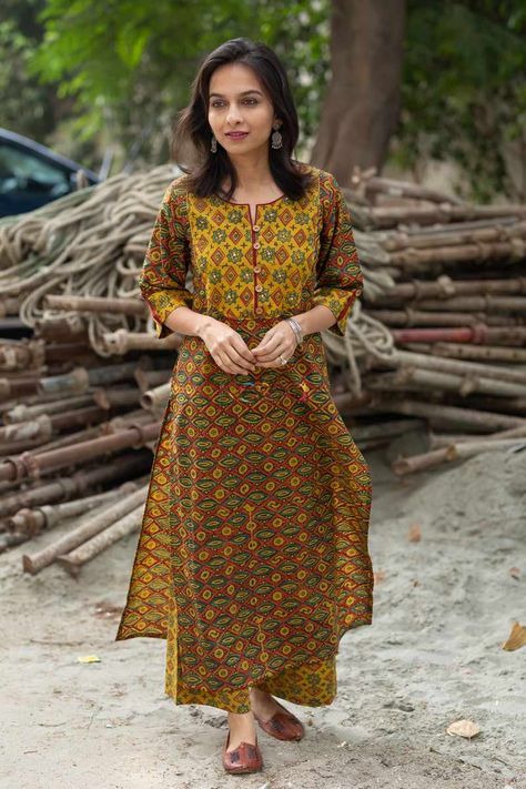 This ajrakh based kurta pant set is having Detailed yoke and sleeves. Dresses Office, Kurta Pant Set, Cotton Kurti Designs, Cotton Kurti, Indian Suits, Yellow Pattern, Kurta With Pants, Clothes Women, Shop The Look