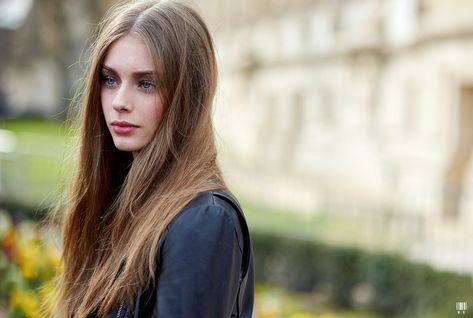 BEFORE SUNRISE - Paris Fashion Week FW16 After Chanel - Models off... Lauren Graaf, Dutch Models, Leather Jacket Model, Rtw Fashion, Chanel Show, Dutch Fashion, Dutch Girl, Lip Hair, Before Sunrise