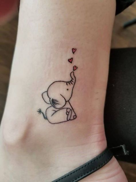 50+ Animal Tattoos That Will Inspire You To Get Inked - Lovely Animals World Little Elephant Tattoos, Simple Elephant Tattoo, Elephant Tattoo Ideas, Baby Elephant Tattoo, Elephant Tattoo Meaning, Cute Elephant Tattoo, Small Animal Tattoos, Model Tattoos, Tattoo Elephant