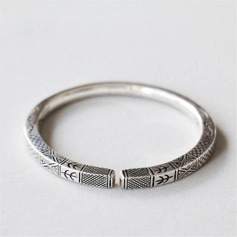 Mens Silver Bangle Design, Men Silver Accessories, Silver Hand Bracelet For Men, Silver Bangles For Men, Man Bracelet Silver, Silver Accessories For Men, Silver Bangle For Men, Silver Kada For Men Indian, Kada Designs Silver For Men