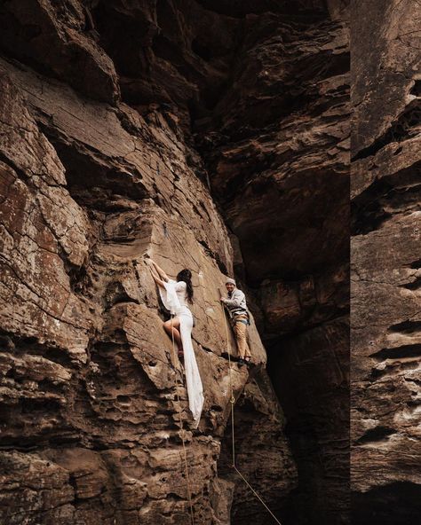 Red River Gorge Wedding, Rock Climber Wedding, Rock Climbing Elopement, Climber Wedding, Climbing Engagement Photos, Climbing Photoshoot, Climbing Wedding, Rock Climbing Wedding, Rock Climbing Photography