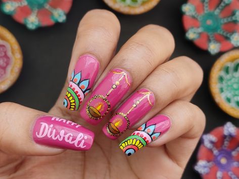 Raksha Bandhan Nail Art Design, Diwali Nails Idea, Diwali Nails Art, Diwali Nail Art Designs, Diwali Nail Art, Diwali Nails, Nail Salon Names, Mandala Nails, Set Nails