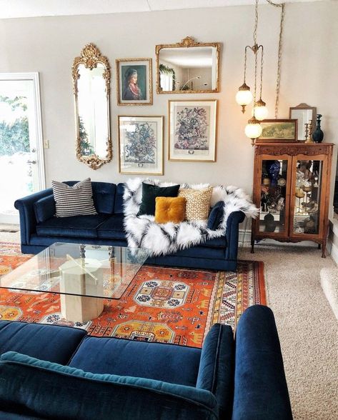 Colorful Eclectic Living Room, Hiasan Bilik Tidur, 70s Home, Decor Eclectic, Eclectic Bedroom, Eclectic Living Room, Living Room Spaces, Eclectic Design, Eclectic Interior