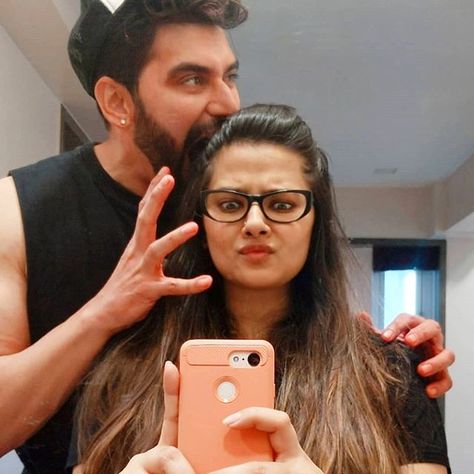 Kratika Sengar Wedding, Kratika Sengar, Email Id, Whatsapp Number, House Address, Hd Images, Phone Number, Mirror Selfie, Couple Photos