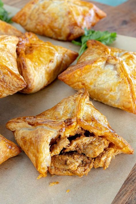 Savoury Puff Pastry Recipes, Easy Chicken Leg Recipes, Savoury Puff Pastry, Dinner Ideas Easy Chicken, Air Fryer Chicken Meatballs, Dinner Recipes Air Fryer, Puff Pastry Recipes Savory, Savory Puff Pastry, Chicken Tandoori