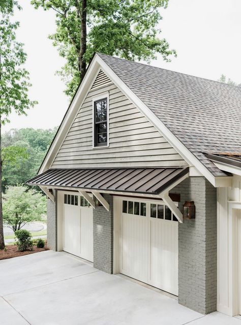 Garage Door Awning, Garage Awning, Garage Mudroom, Craftsman Garage, House Awnings, Garage Pergola, Door Awning, Garage Exterior, Garage Remodel