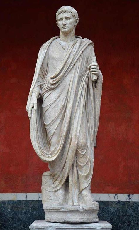 Ancient Greek Clothing, Emperor Augustus, Roman Sculpture, Ancient Sculpture, Contemporary Illustration, Roman Art, Historical Period, Greek Art, Art Historian