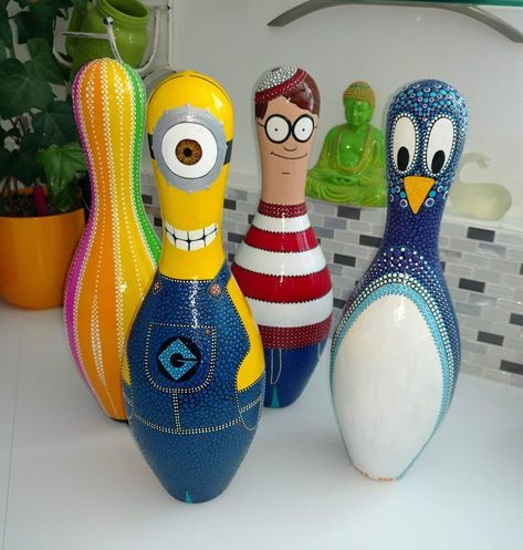 Decorating Bowling Pins, Bowling Pins Crafts, Diy Bowling Pins, Bowling Crafts, Painted Bowling Pins, Bowling Diy, Bowling Pin Art, Bowling Ball Crafts, Bowling Pin Crafts