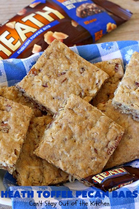 Heath Toffee Pecan Bars – Can't Stay Out of the Kitchen Heath Bar Recipes, Heath Bar Cake Recipe, Toffee Bits Recipe, Heath Bar Cake, Heath Bar Cookies, Heath Toffee, Chewy Toffee, Heath Bar, Pecan Bars