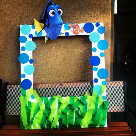 Dory Theme Photo Prop Made By Me💙🐠 Diy Finding Nemo Party Decorations, Under The Sea Photo Booth Props, Finding Nemo Photo Booth, Diy Nemo Decorations, Diy Finding Dory Party Decorations, Finding Nemo Theme Party, Nemo Themed Birthday Party Decoration, Diy Finding Nemo Decorations, Finding Nemo Craft