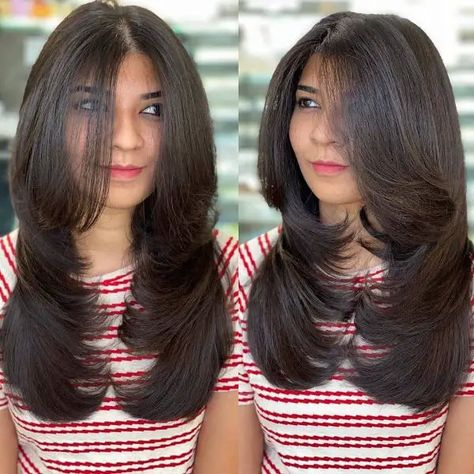 Best Long Layered Haircuts and Hairstyles in 2022 (With Pictures) Side Braids, Long Shag Haircut, Haircuts For Long Hair With Layers, Haircuts For Medium Length Hair, Medium Haircuts, U Shaped Hair, Extra Long Hair, Extension Hair, Summer Haircuts