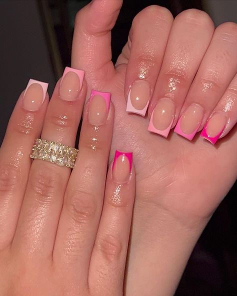 Classy Summer Nails, Cute Nails Acrylic, Nails Acrylic Summer, Acrylic Nails Pastel, Gold Acrylic Nails, 2023 Nails, Airbrush Nails, Girly Acrylic Nails, French Tip Acrylic Nails