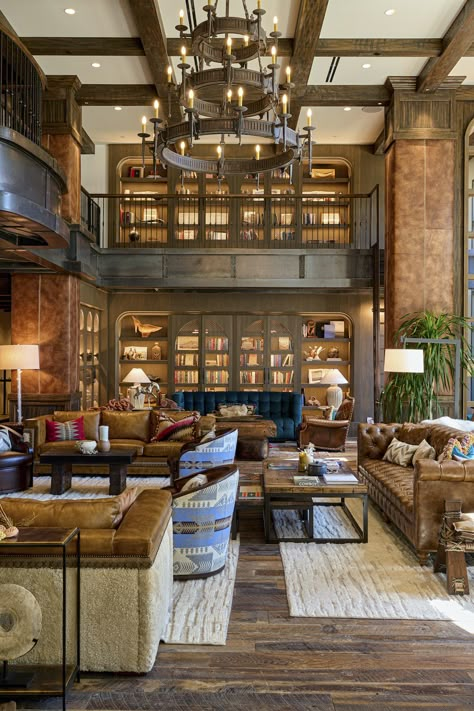 Hotel Drover's lobby features a two-story library that bookworms will love, with all the western-inspired books you could dream of. Luxury Lobby Design, House Lobby, Boutique Hotel Lobby, Modern Entrance Door, Hotel Lobby Design, Lobby Interior Design, Hotel Lounge, Vintage Hotels, Lobby Interior