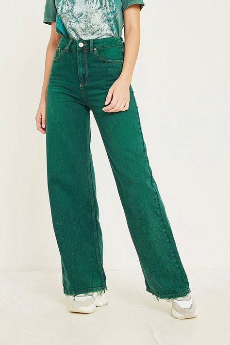 Green Jeans Outfit, Puddle Jeans, Dark Green Jeans, Wide Leg Jeans Outfit, Wide Leg Pants Outfit, Green Jeans, Outfit Jeans, Wear Green, Inspired Dress