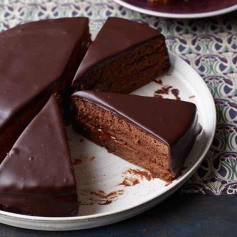 Lidia Bastianich's Sacher torte, a classic Austrian chocolate cake layered with apricot preserves, is deliciously moist. Sacher Torte Recipe, Torte Creative, Austrian Food, Lidia Bastianich, Torte Recipe, Austrian Recipes, Chocolate Cakes, Food Cakes, Healthy Dessert