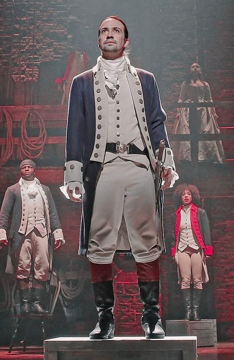 Hamilton Alexander, Alexander Hamilton Costume, Hamilton Photos, Hamilton Characters, Hamilton Halloween Costume, Hamilton Playbill, Hamilton Cosplay, Hamilton Background, Alexander Hamilton Musical