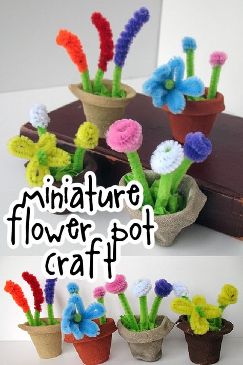 Use foam cups and pipe cleaners to make these cute miniature flower pot crafts with kids. Mini Pots Crafts, Mini Pot Crafts, Foam Cup Crafts, Flower Pot Crafts For Kids, Mini Flower Pot Crafts, Flower Pot Crafts Kids, Planter Crafts, Paper Flower Projects, Flower Craft Ideas